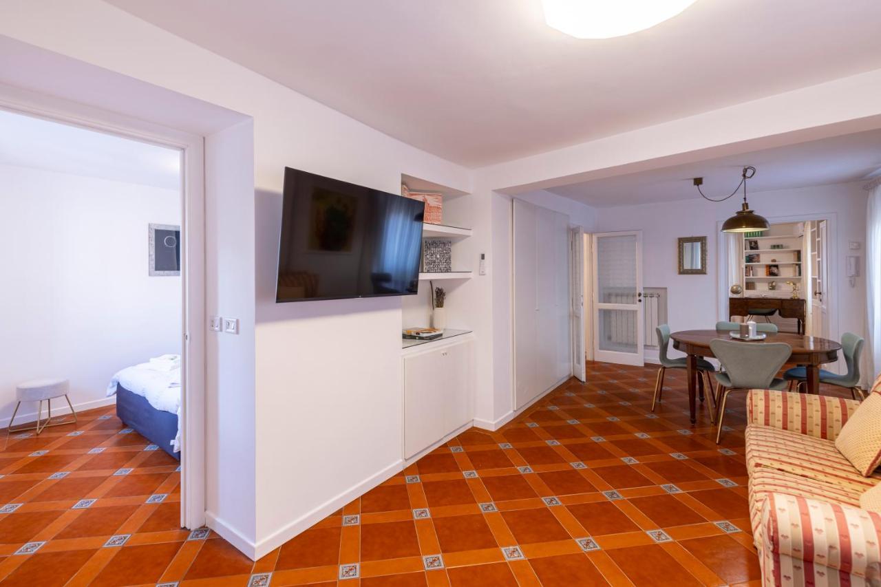 Parlamento Luxury Apartment Rome Exterior photo